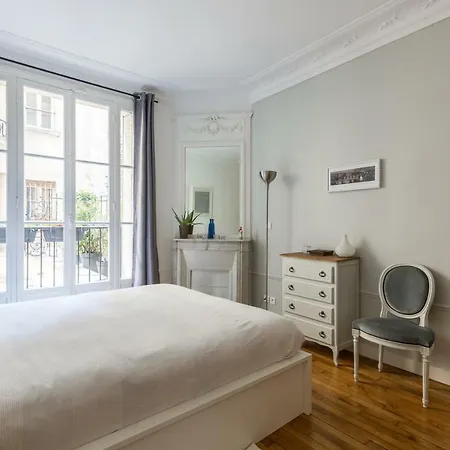 Veeve - Eiffel Elegance باريس