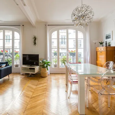 Veeve - Eiffel Elegance Parijs